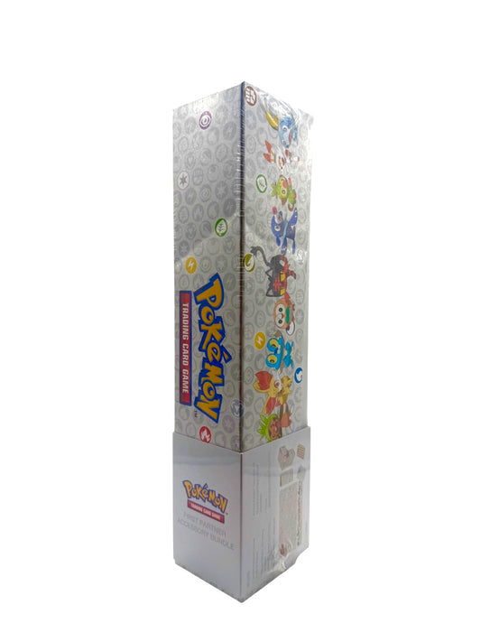 Pokémon TCG – First Partner Accessory Bundle (Englisch)
